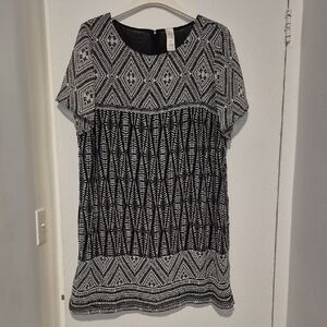 Black and White Geometric Patterned Women's Mini Dress